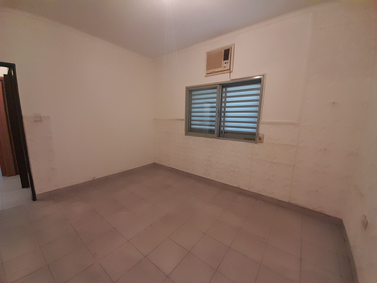 ALQUILER -  INTERNO EN ZONA SUR