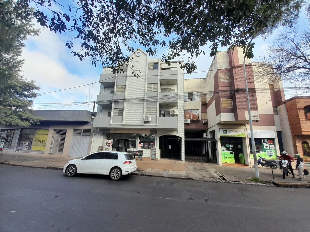 ALQUILER - DEPARTAMENTO CENTRICO
