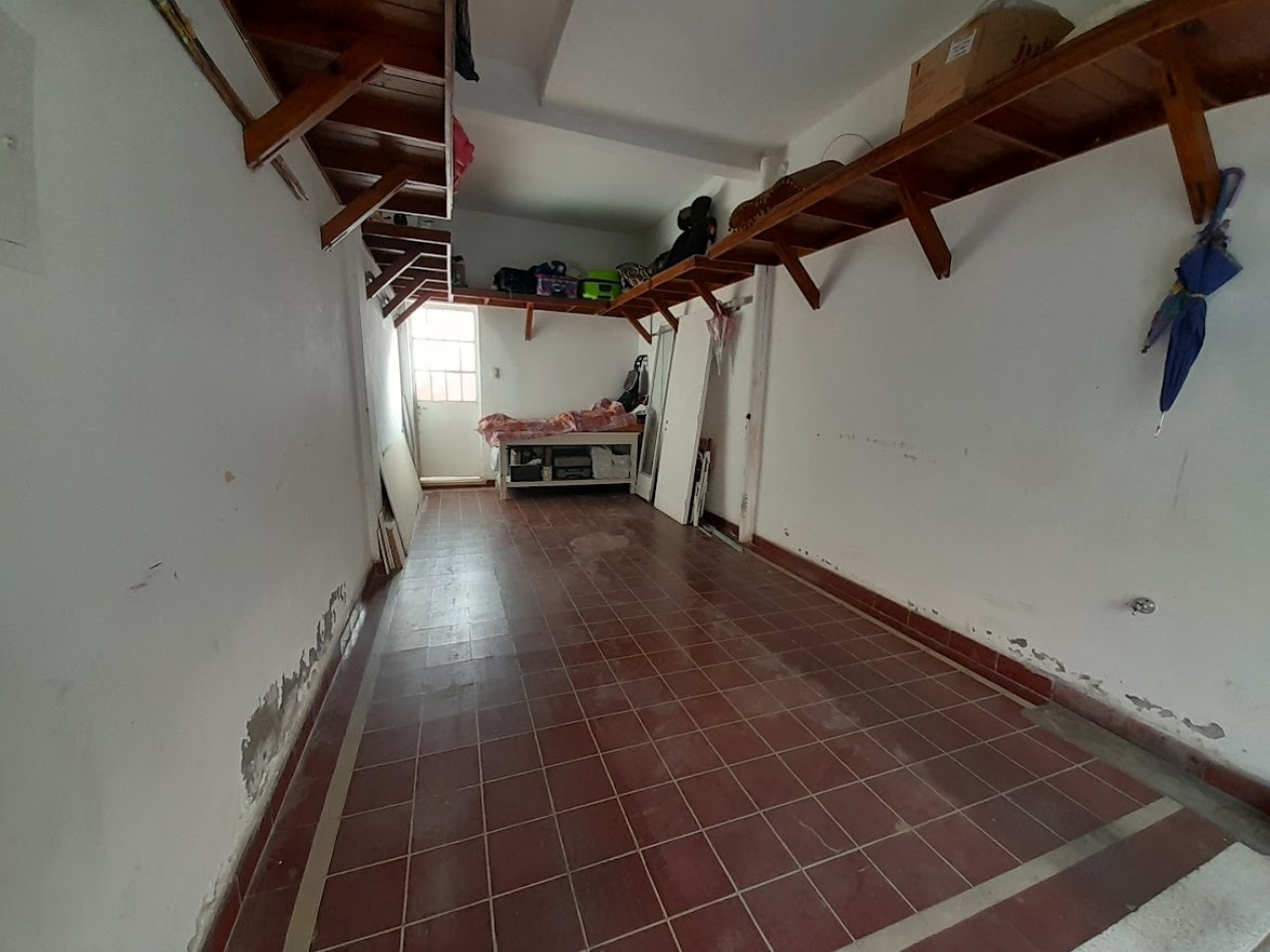 CASA CENTRICA CON 3 DORMITORIOS