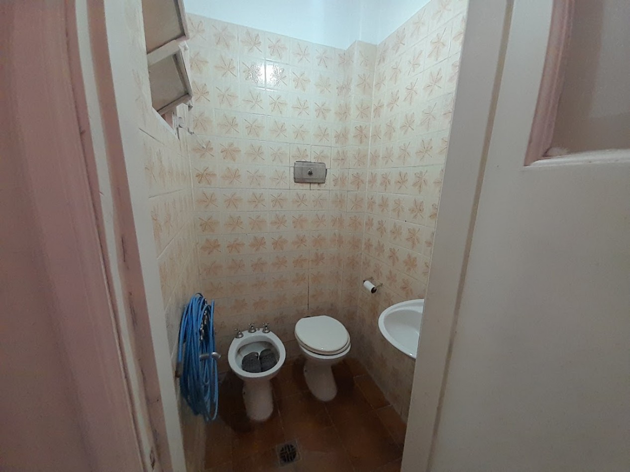 CASA CENTRICA CON 3 DORMITORIOS