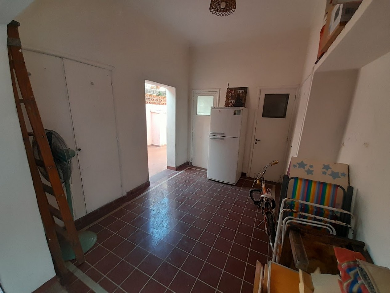 CASA CENTRICA CON 3 DORMITORIOS