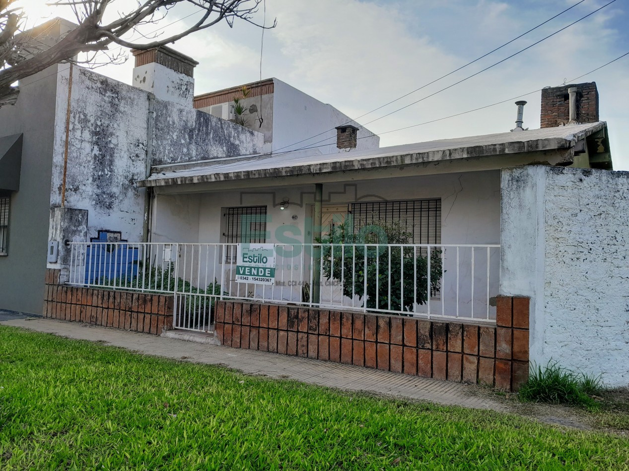 CASA EN BARRIO MARIA SELVA CON 3 DORMITORIOS + COCHERA + PATIO