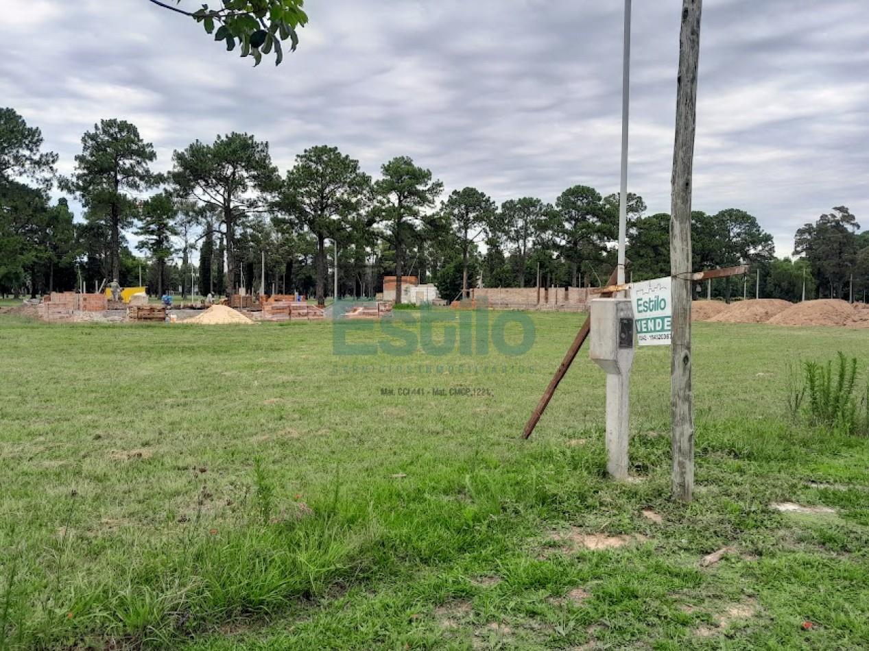 TERRENO EN COUNTRY "LOS MOLINOS"