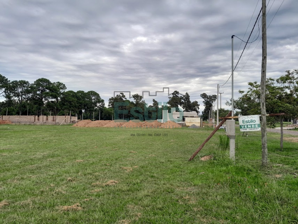 TERRENO EN COUNTRY "LOS MOLINOS"