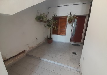 ALQUILER -  INTERNO EN ZONA SUR